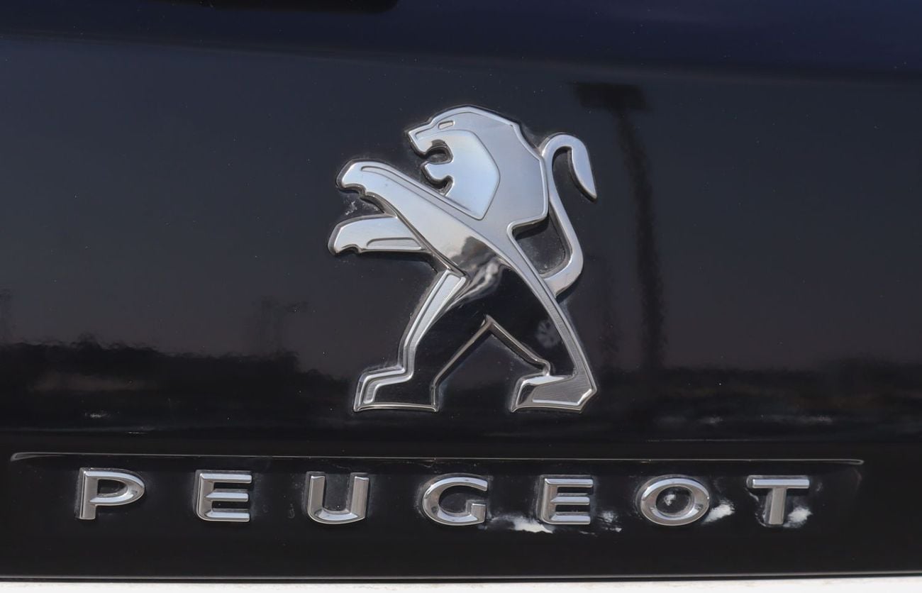 بيجو 3008 بيجو 3008 موديل 2020 - خليجي - بدون حوادث، محرك 1.6L - بحالة ممتازة