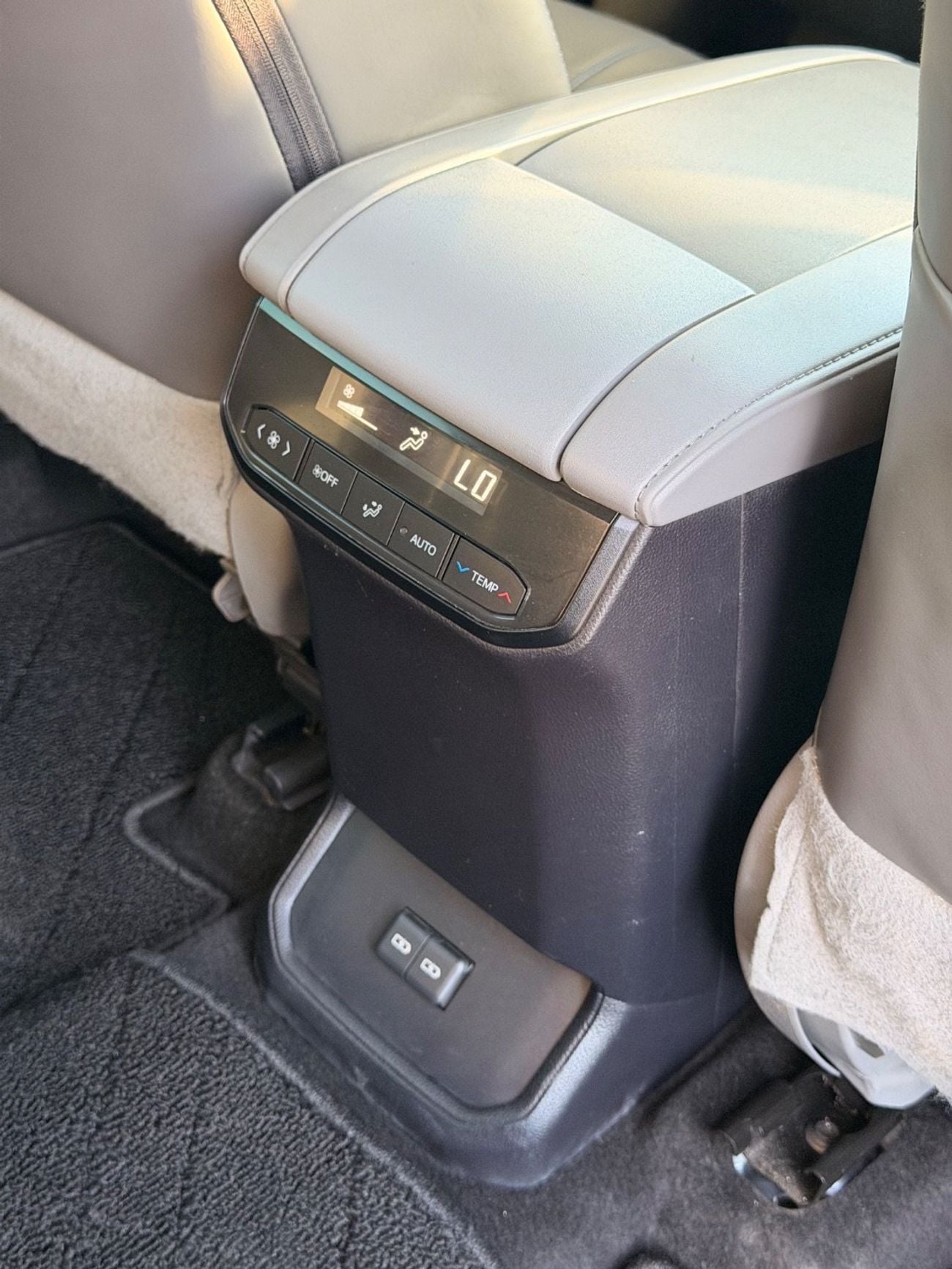 Toyota Highlander GLE HEV GLE Hybrid Full option 2023