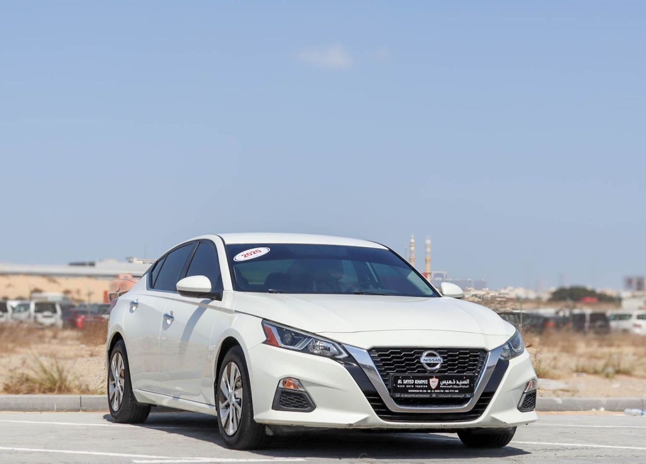 Nissan Altima 2.5 S Nissan Altima 2.5L 2020 original paint GCC  accident-free in excellent condition 888 P.M