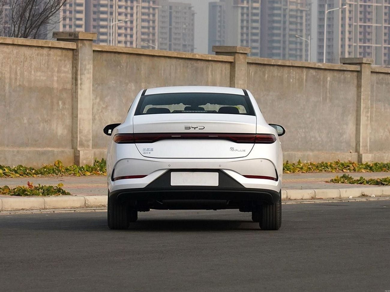 BYD QIN PLUS 1.5L PLUG-IN HYBRID