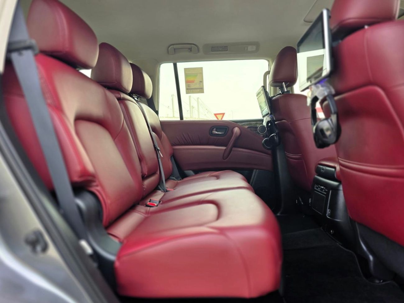 Nissan Patrol LE Titanium 5.6L 2022 GCC LOW MILEAGE SINGLE OWNER IN MINT CONDITION