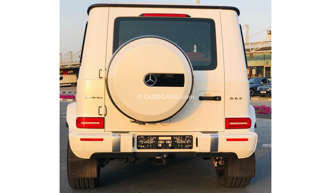 Mercedes-Benz G 63 AMG Pearl White