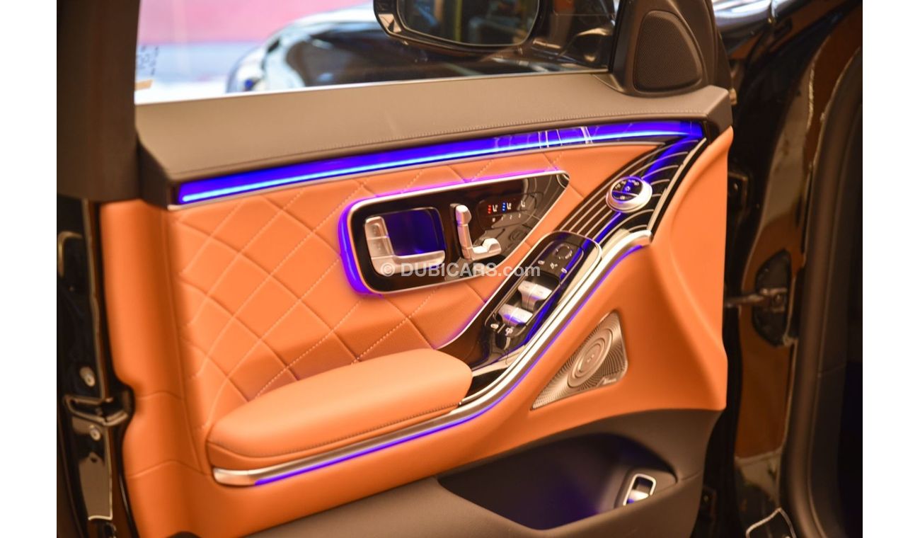 Mercedes-Benz S 500 ✔GCC Specs ✔Exclusive ✔Active Ambient Lights ✔GCC Specs ✔Exclusive ✔Active Ambient Lights