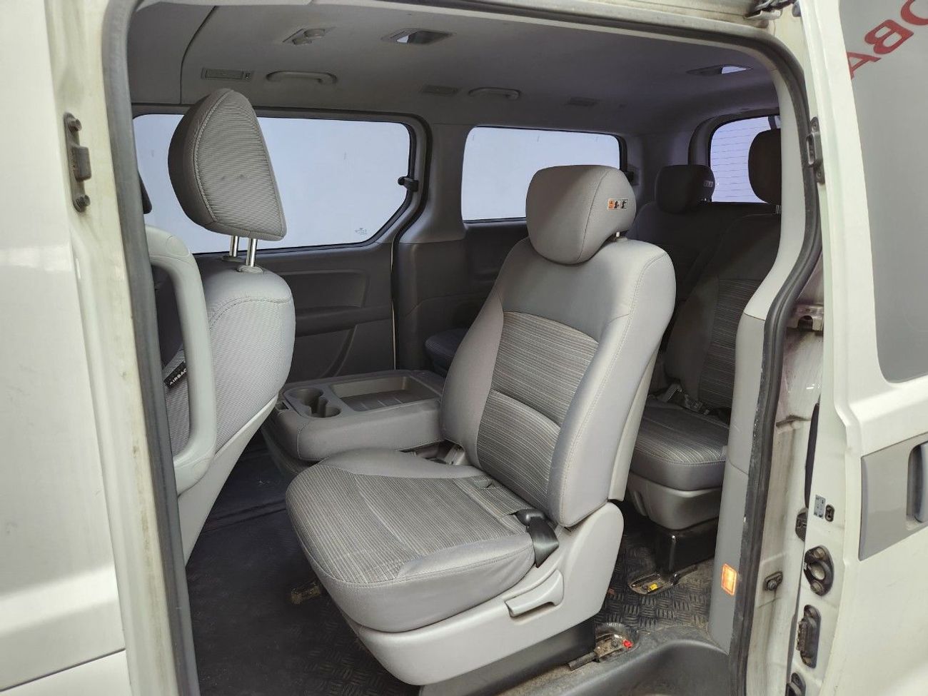 هيونداي جراند ستاريكس 2019 HYUNDAI THE NEW GRAND STAREX (D) 2.5 Wagon Style 12seat