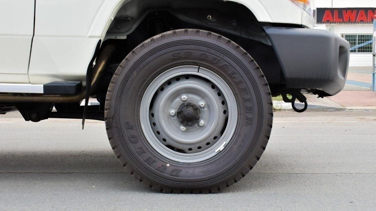 Toyota Land Cruiser Pick Up PICKUP , LC79 D/C 4.2L Diesel V6 , M/T , Diff-Lock 2022 Model