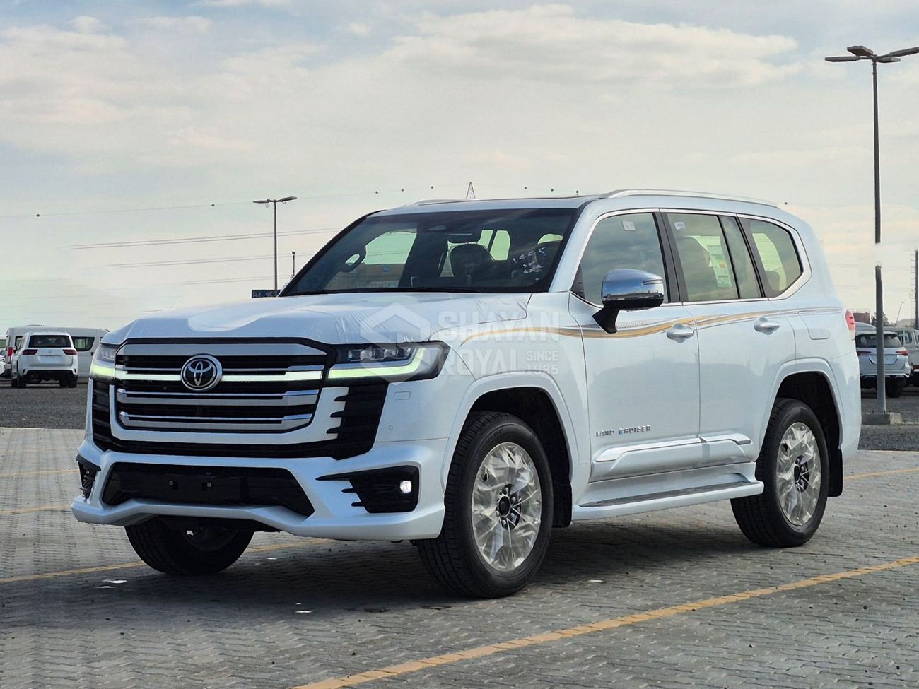 تويوتا لاند كروزر LC300 3.5L TWIN TURBO VXR FULL OPTION PETROL V6 AT 7S 2026MY