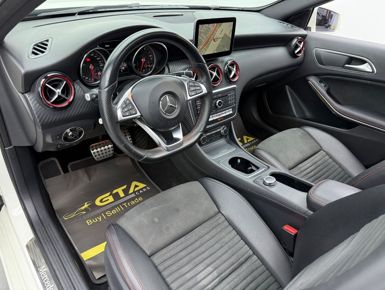 Mercedes-Benz A 250 std 2.0L (221 HP) 2018 Mercedes Benz A250, Warranty, Service History, Excellent Condition, GCC