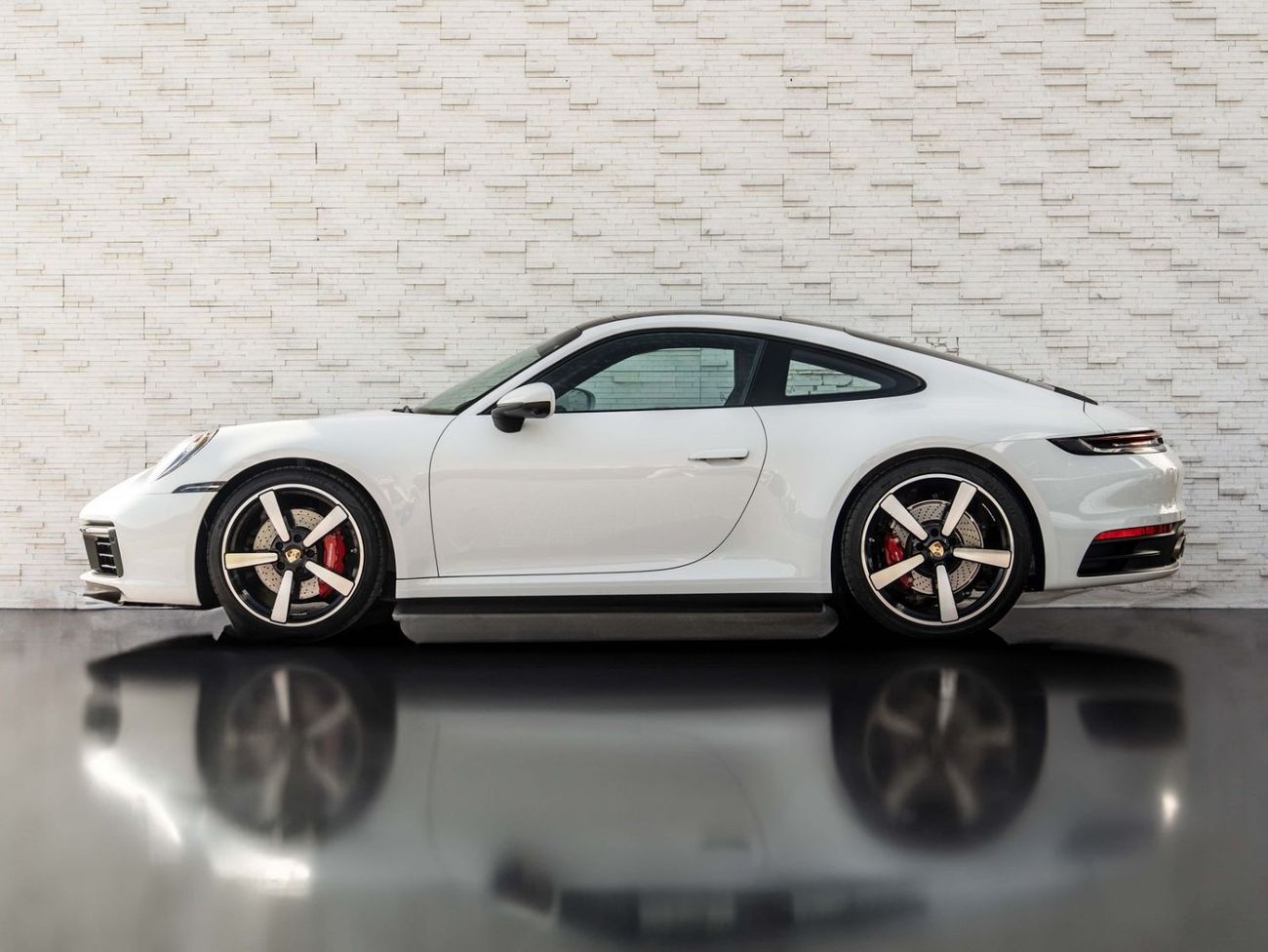 Porsche 911 CARRERA S Porsche 911 Carrera 2024