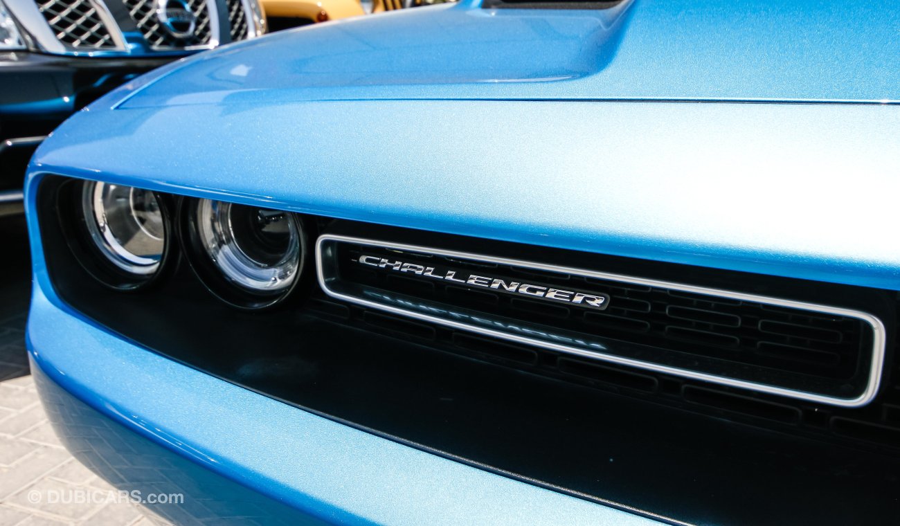 Dodge Challenger 6.4L