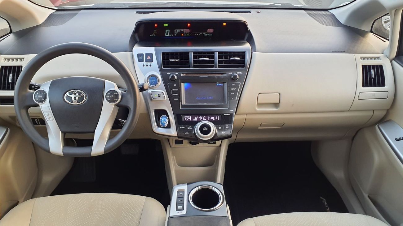 تويوتا برياس Toyota Prius Alpha