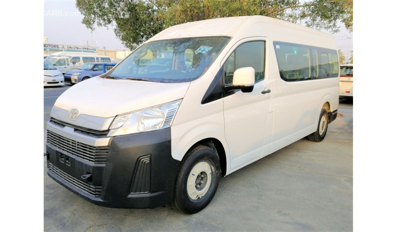 Toyota Hiace 13 seats