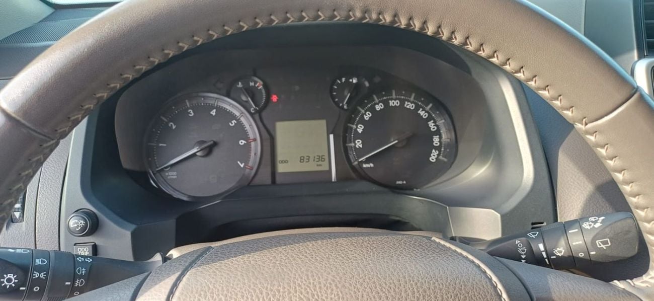 Toyota Prado USED TOYOTA PRADO TX-L COLOR WHITE MODEL 2023