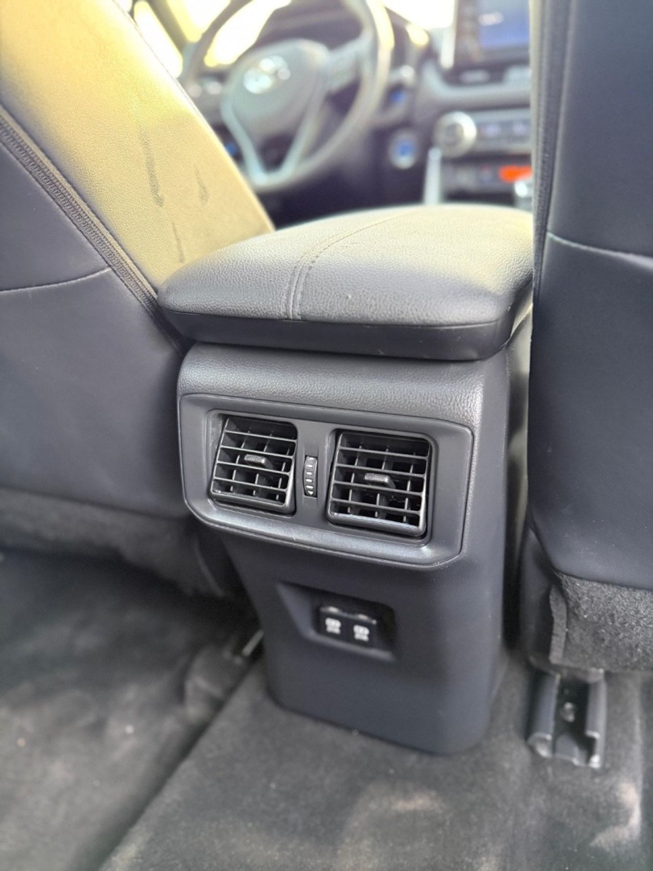 Toyota RAV4 LTD 2.5L Hybrid Limited Panoramic, 360 camera full Option