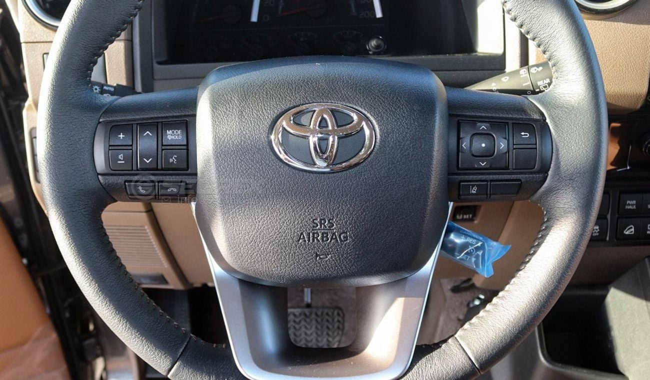 Toyota Land Cruiser 70 2025 Model Toyota Land Cruiser Hardtop LC76, 2.8L Diesel 4WD 6A/T