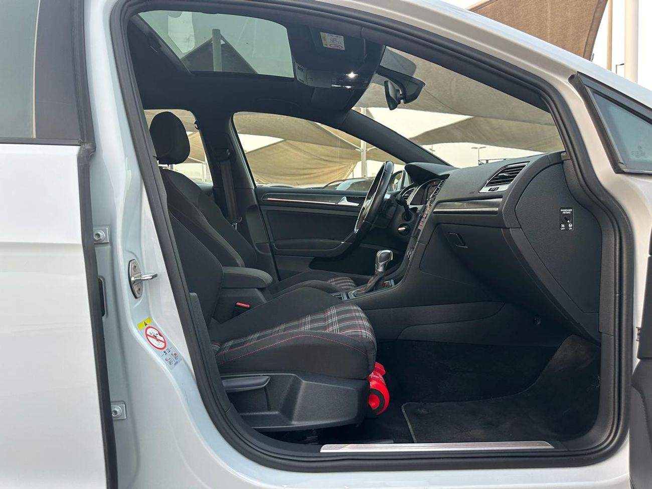 Volkswagen Golf GTI Volkswagen Golf GTI_Gcc_2019_Excellent_Condition _Full option