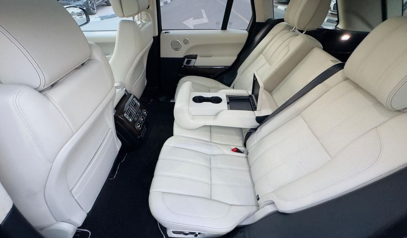 Land Rover Range Rover PREMIUM BEIGE INTERIOR | RHD | 4.4L DIESEL ENGINE | 2017 | 360° CAMERA | PANORAMIC ROOF