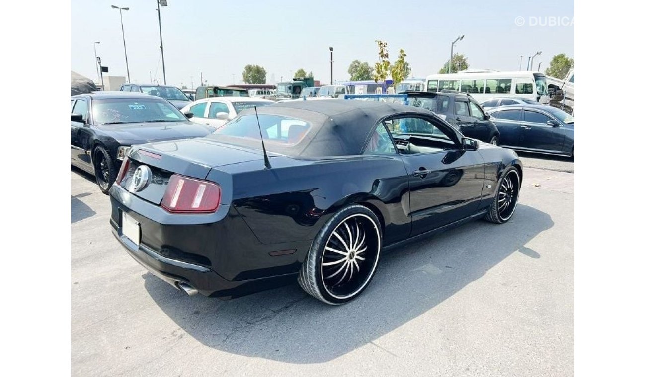 Ford Mustang FORD MUSTANG 2011 CONVERTABLE JAPANESE SPECS