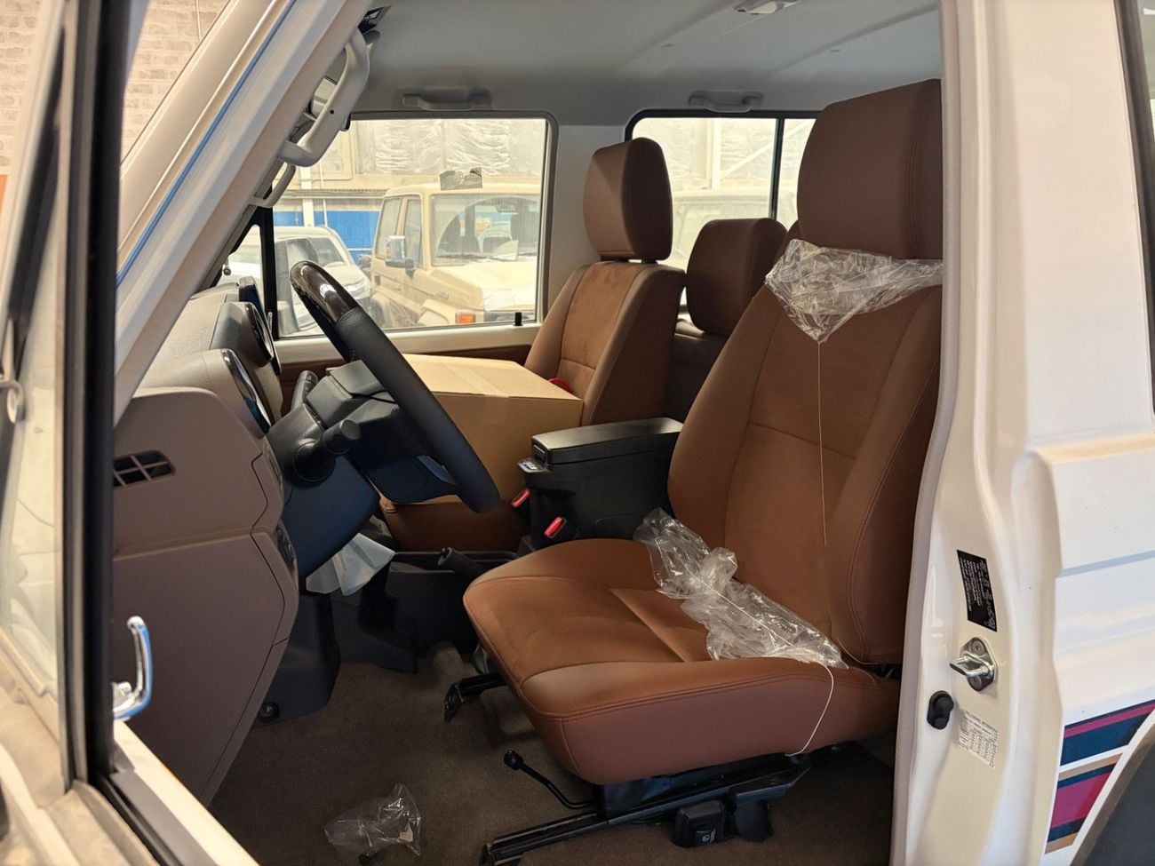 تويوتا لاند كروزر 70 HT S- DLX LX-Z