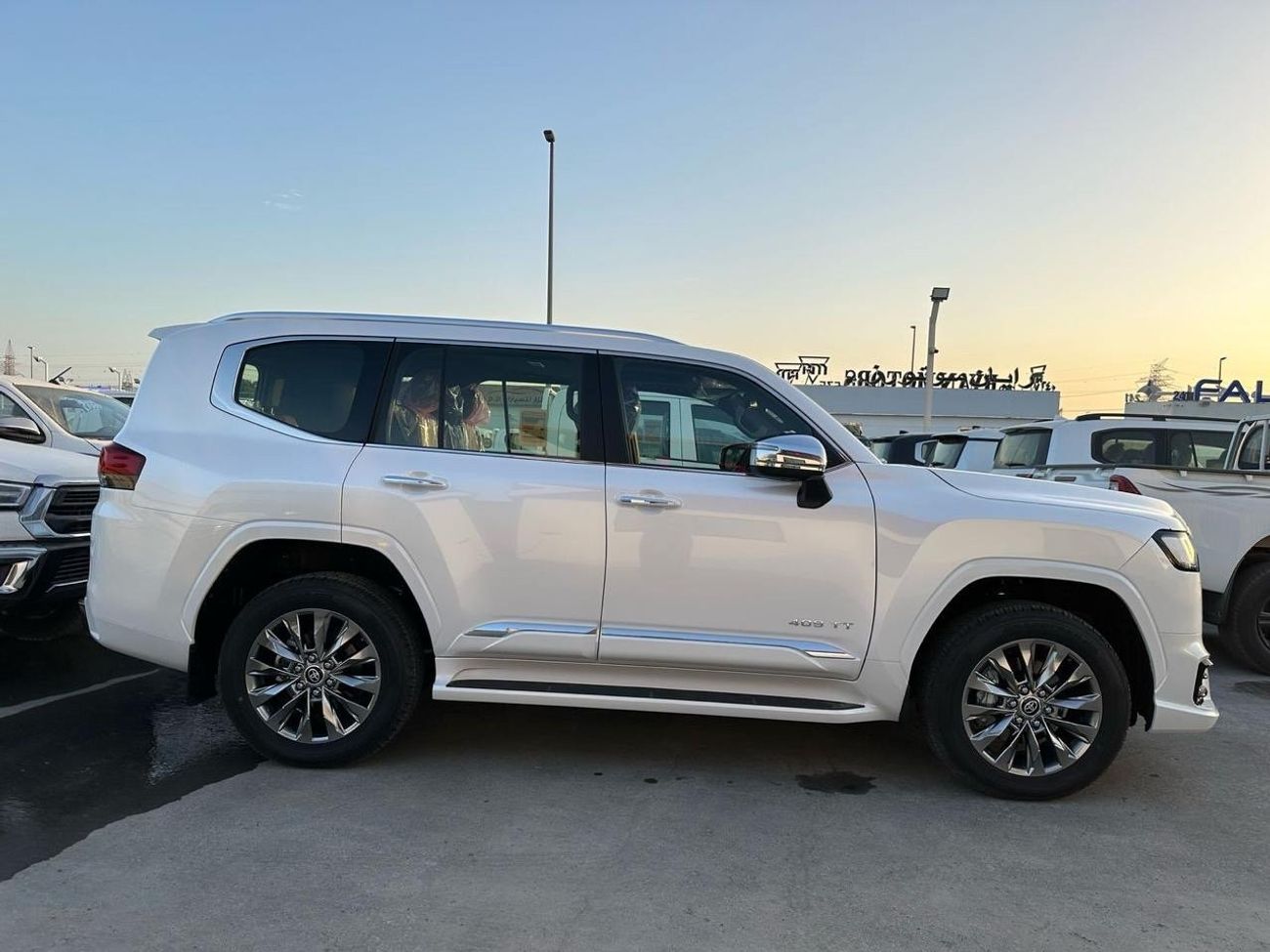 Toyota Land Cruiser VXR 3.5L