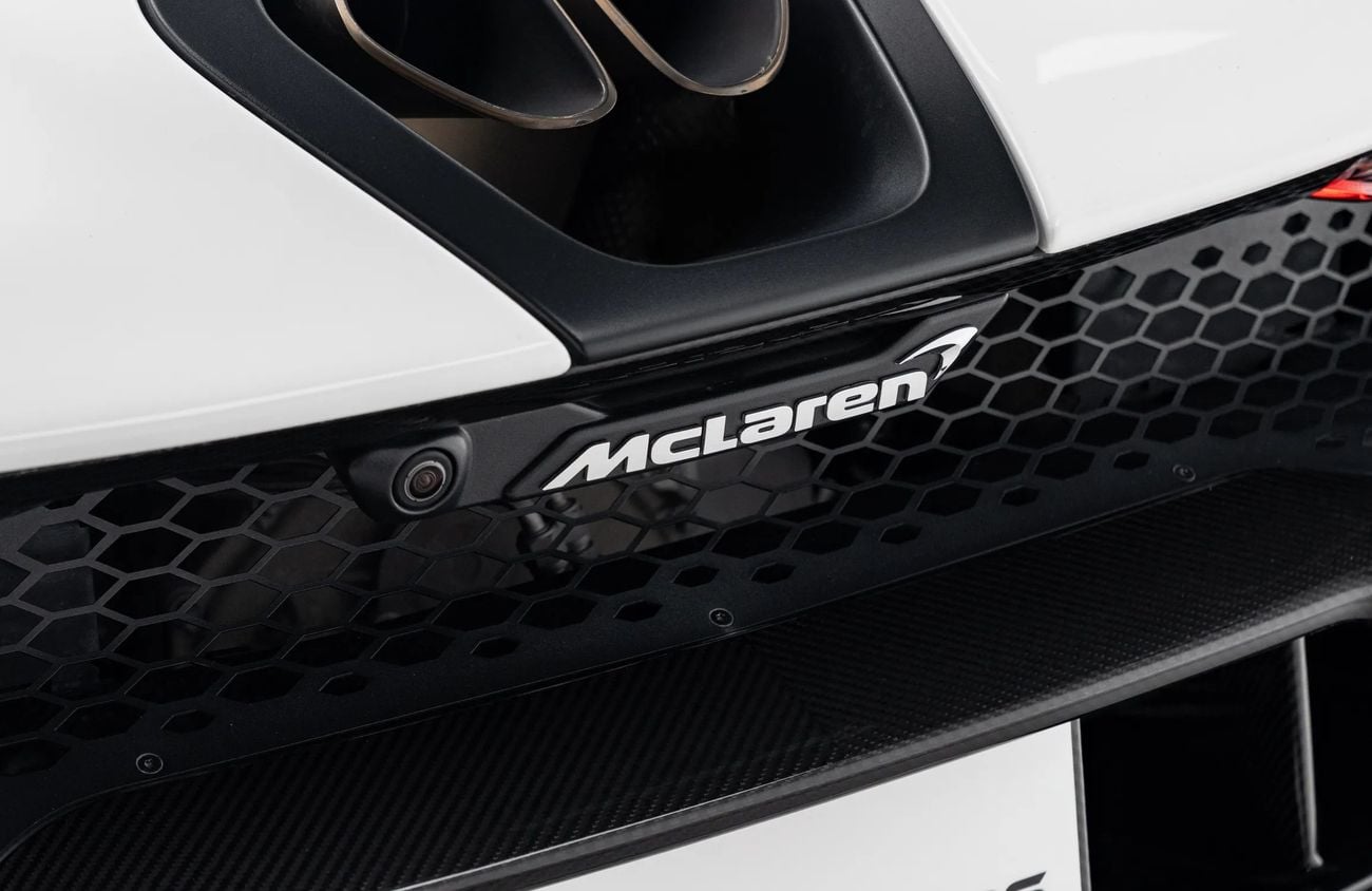 مكلارين سينا 4.0L V8 Twin-Turbocharged Engine