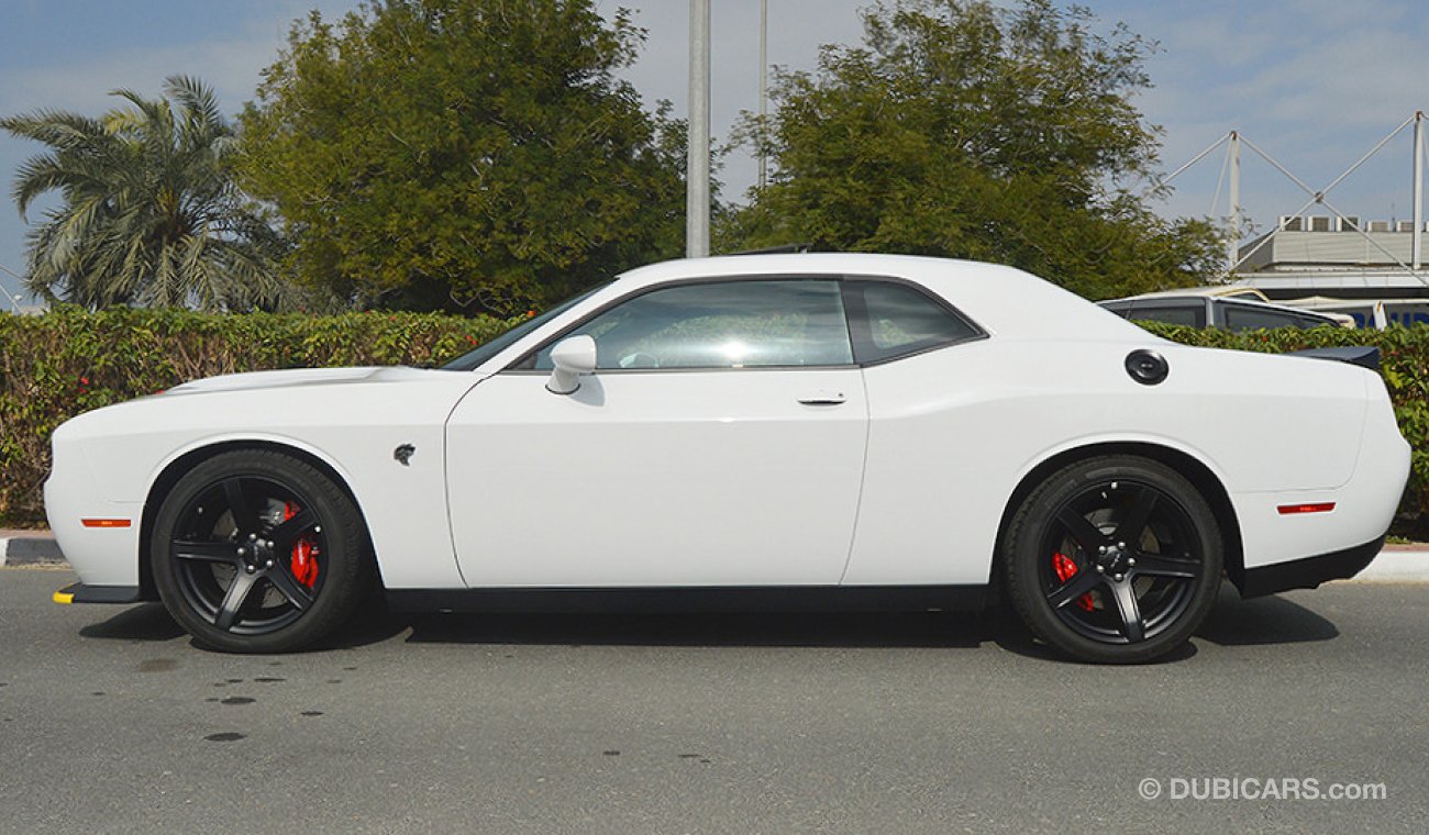 Dodge Challenger Hellcat 2018, 6.2 V8 GCC, 707hp, 0km with 3 Years or 100,000km Warranty