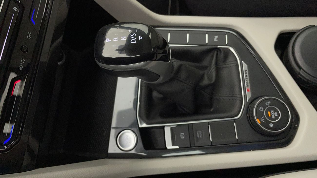 فولكس واجن تيجوان ELEGANCE PREMIUM 2 | بدون دفعة مقدمة | اختبار القيادة في المنزل