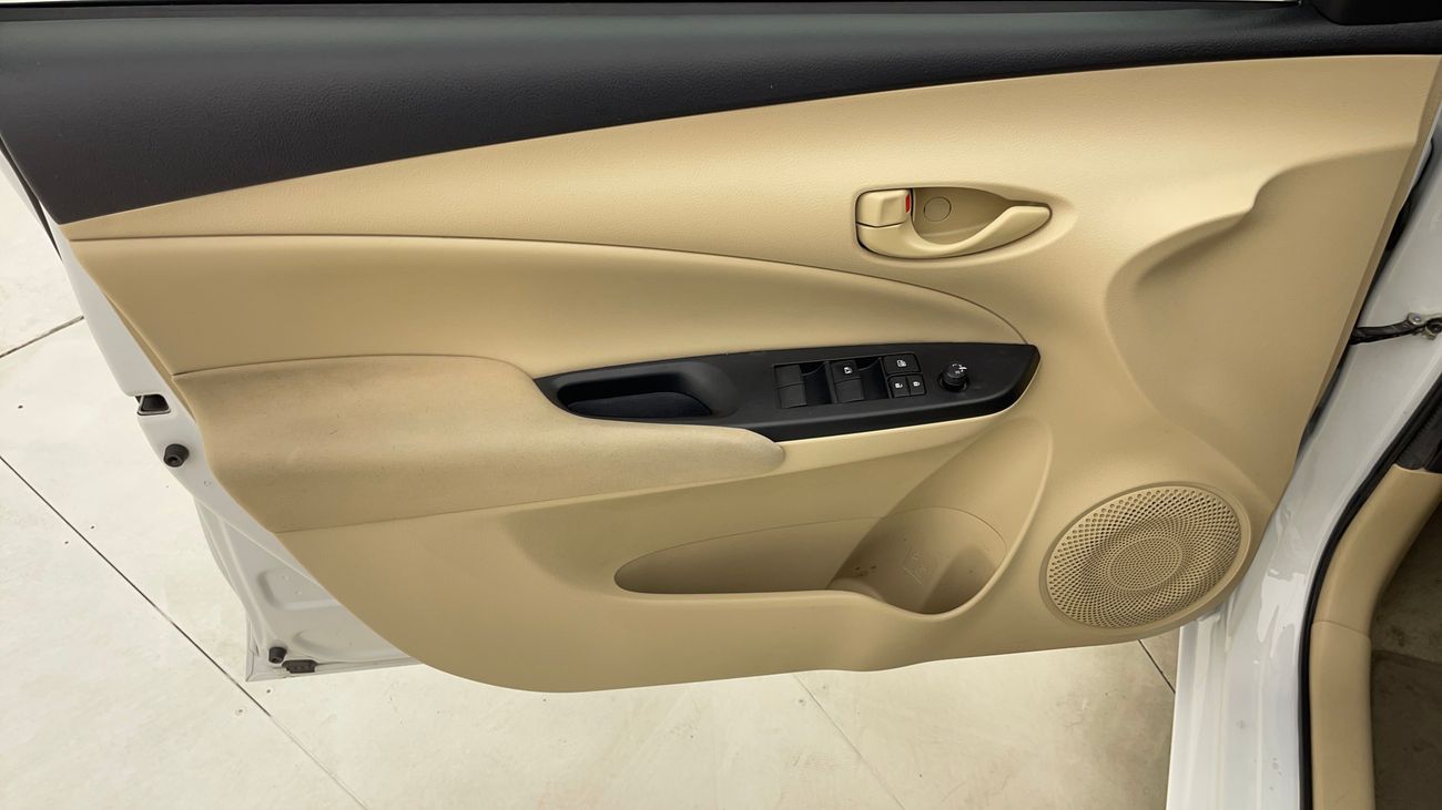 تويوتا يارس SE 1.5 | بدون دفعة مقدمة | اختبار القيادة في المنزل