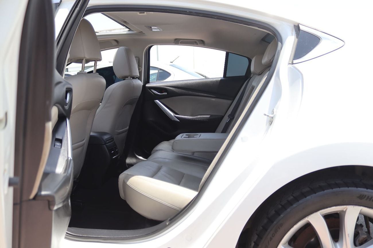 Mazda 6 GRAND TOURING (NON GCC) Mazda 6 - 2015 - American Specs - 2.5L - Full Options - Excellent Condition