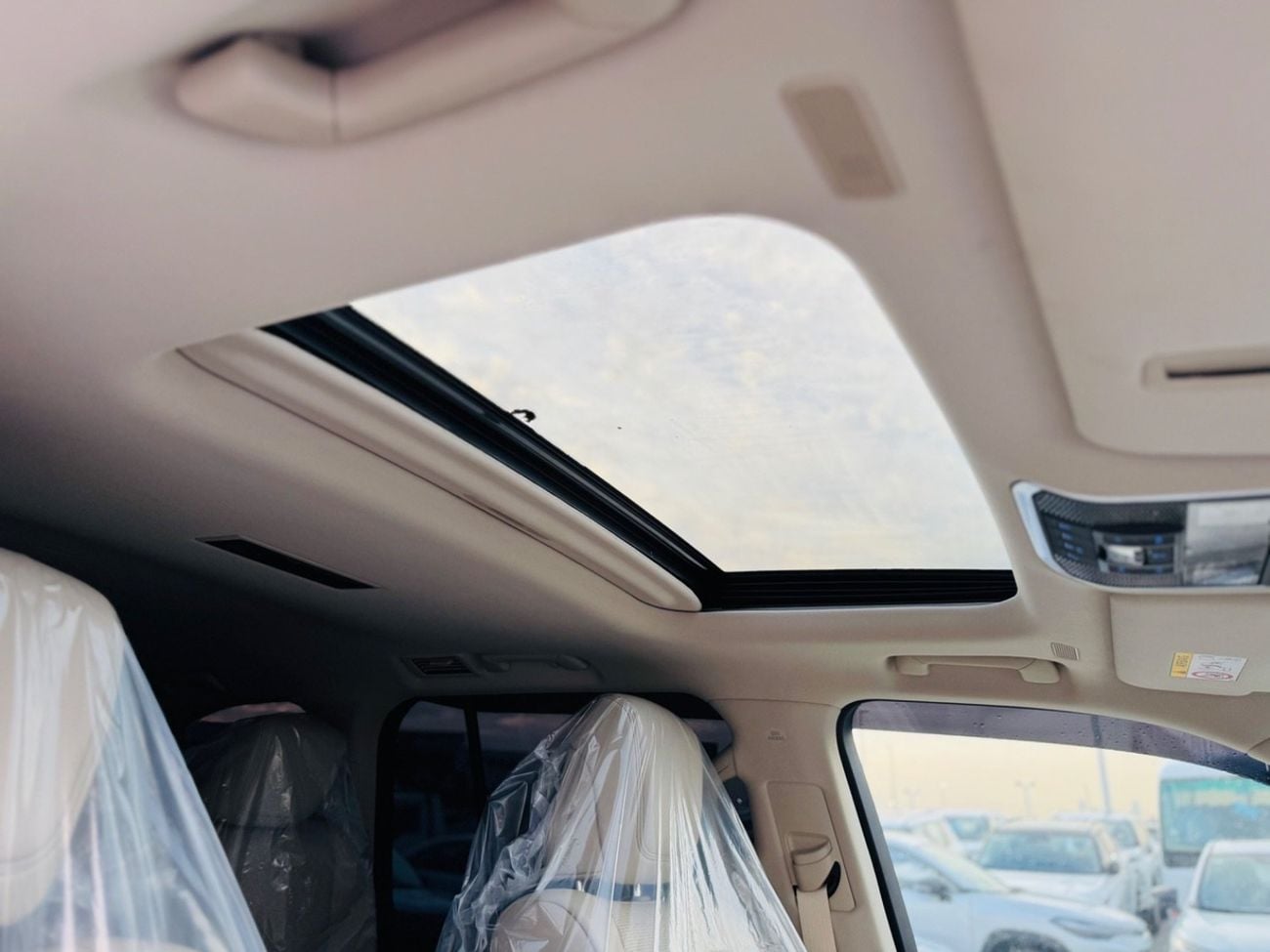 Toyota Land Cruiser Zx top of the range