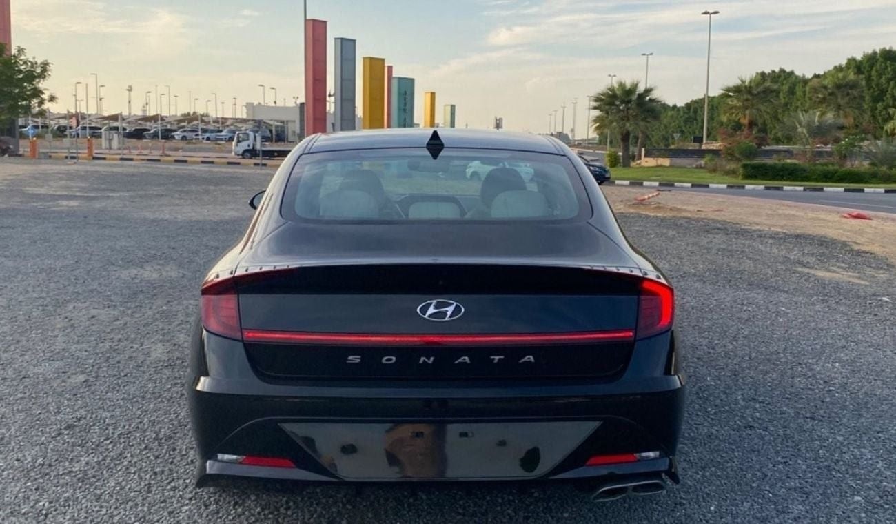 Hyundai Sonata Mid option