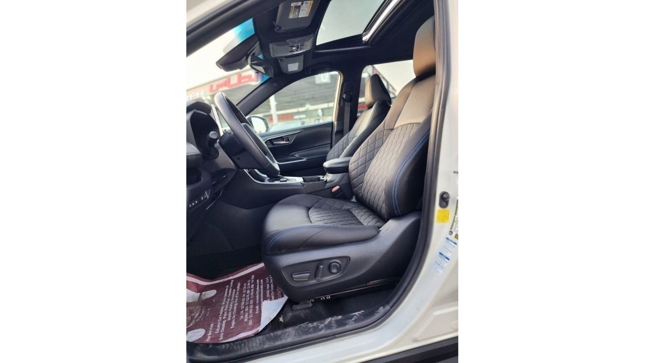 Toyota RAV4 XLE TOYOTA RAV4 SE FULL OPTION HYBRID