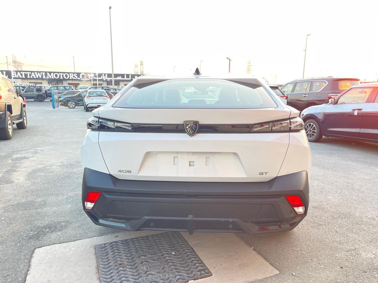 Peugeot 408 PEUGEOT 408 GT LINE 1.6L 2025 GCC SPECS