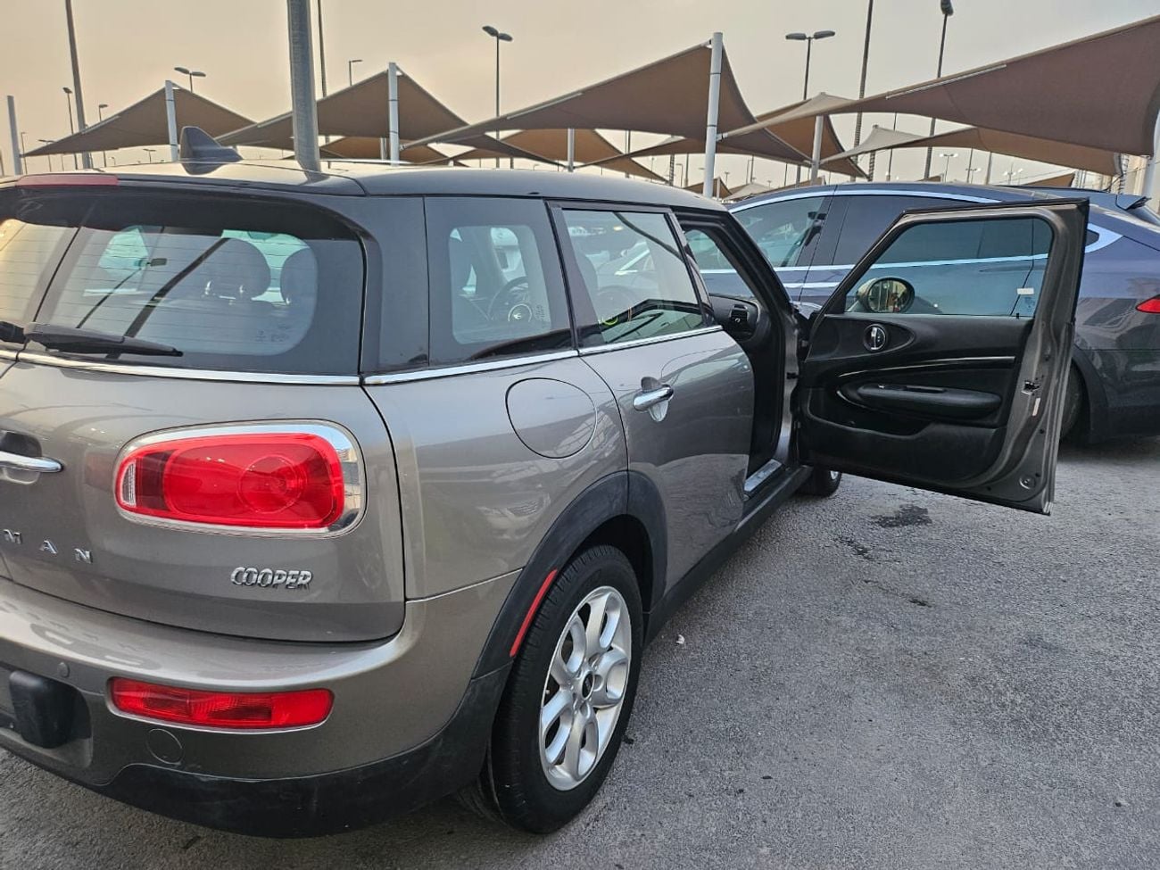 Mini Clubman COOPER low milage car