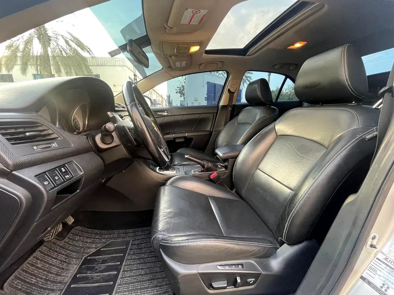 سوزوكي كيزاشي GCC | 2.4L 4-CYLINDERS