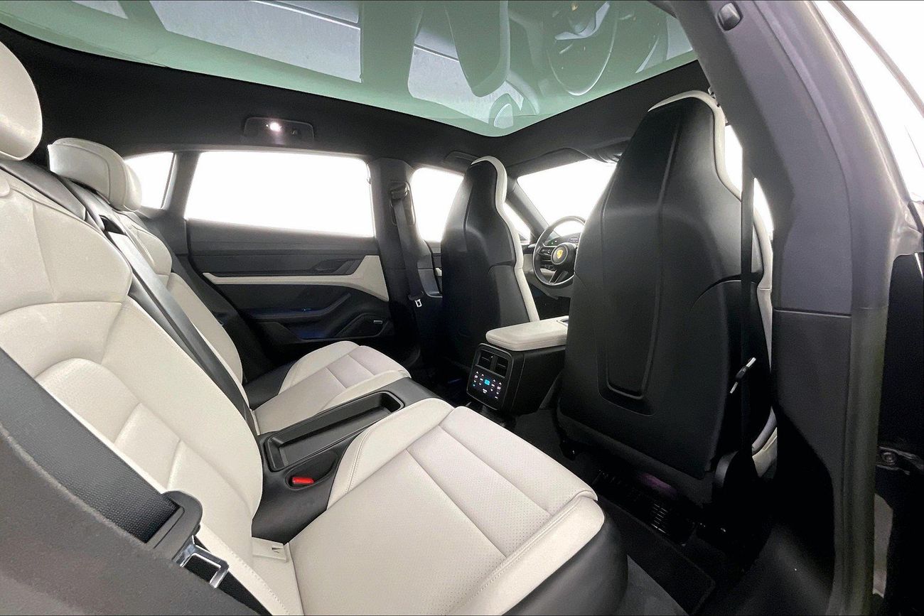 Porsche Taycan 4 Cross Turismo | National Day Celebration | Guaranteed Warranty | 0 Down Payment