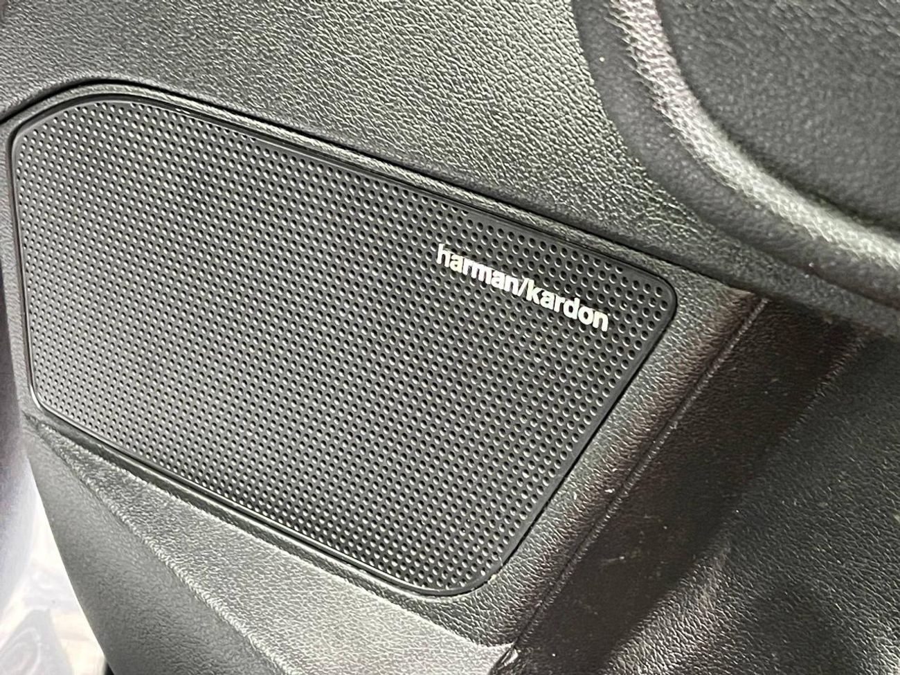 Kia Optima EX Deluxe 2.4L 2.4L V4 / PANORAMIC SUNROOF / LEATHER / RADAR / ROAD ASSIST / RIMS / IN PERFECT CONDI