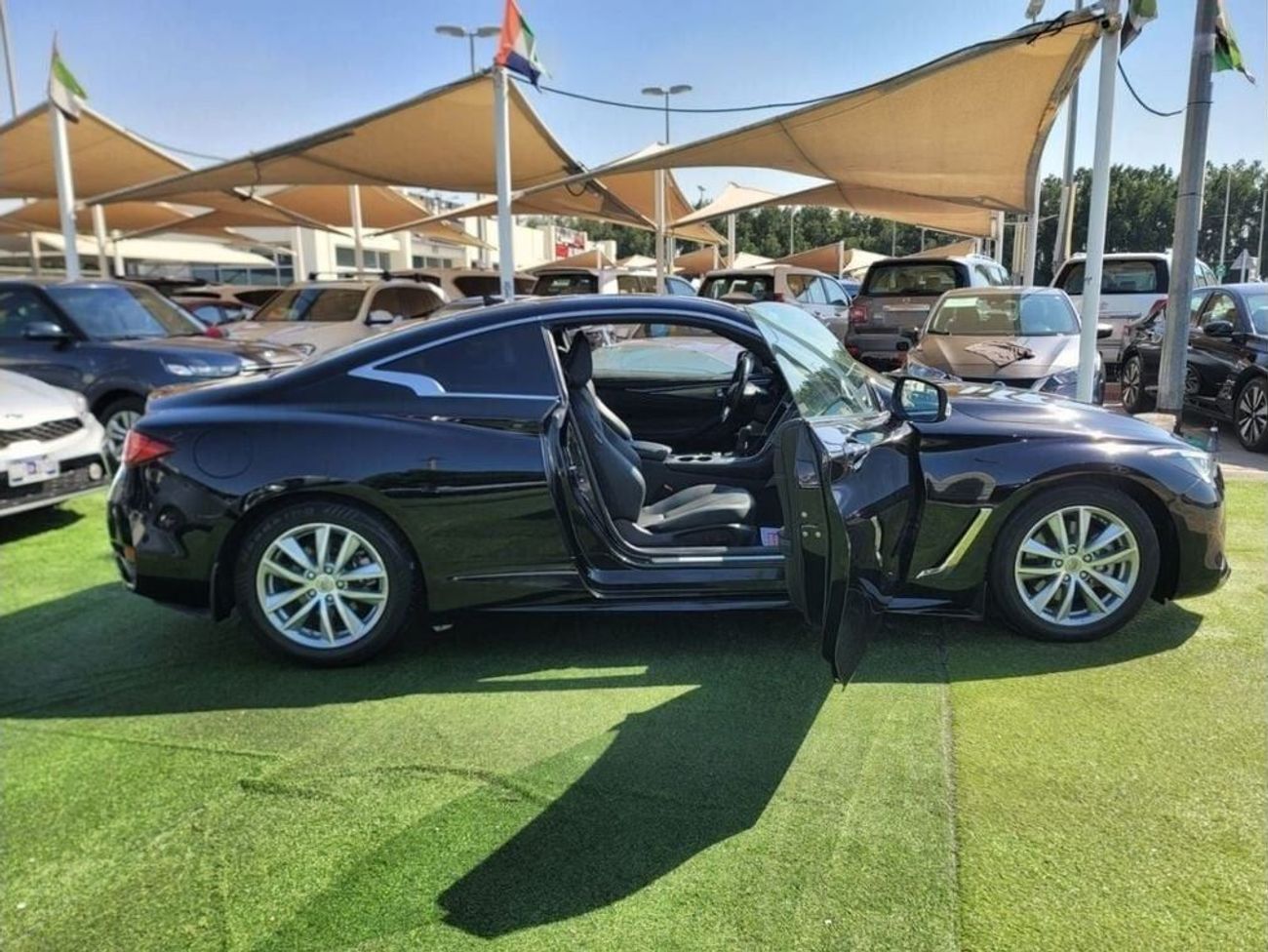 Infiniti Q60 Premium Luxury 3.0L