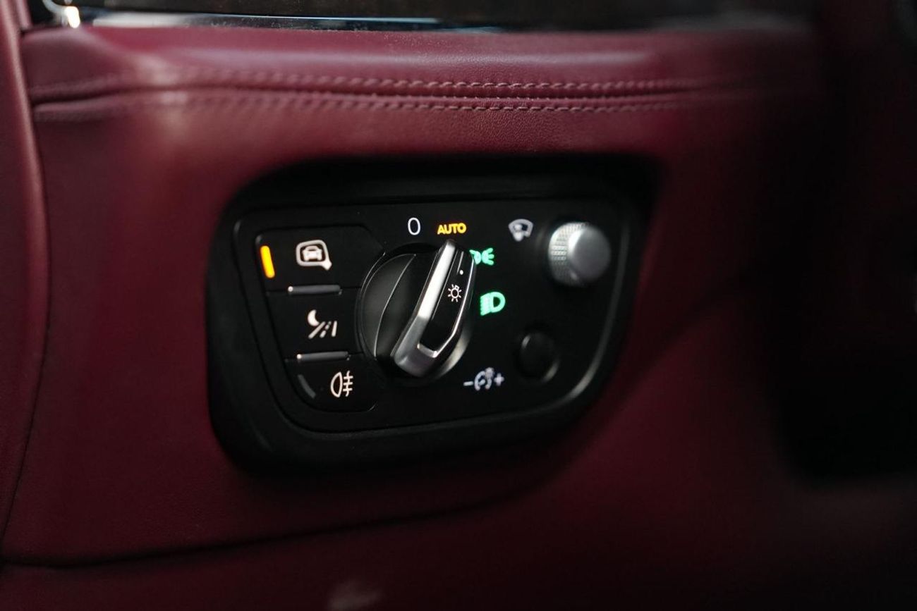 Bentley Bentayga Bentayga 4.0T