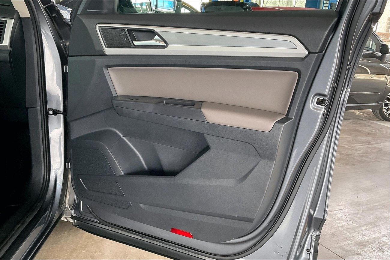 Volkswagen Teramont Trendline | Guaranteed Warranty | 0 Down Payment