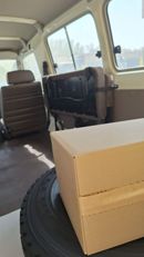 Toyota Land Cruiser 70 LC 78 HARDTOP 2.8L AT LC78 2.8L AT