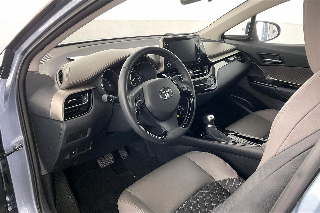 تويوتا CHR VX | National Day Celebration | شامل الضمان | 0 ﺪﻔﻋﺓ ﺃﻮﻟﻯ