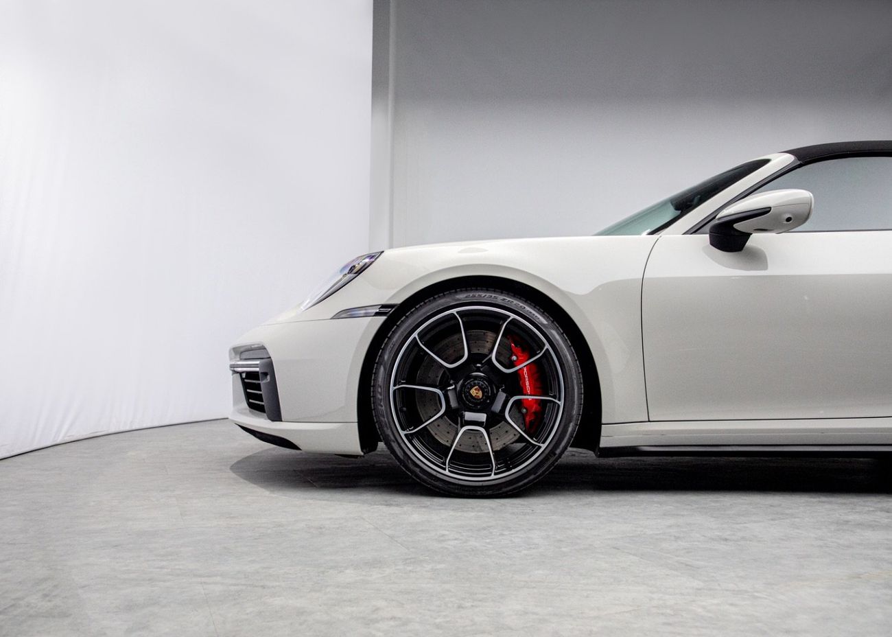 بورش 911 Turbo 3.8L (580 HP) Convertible