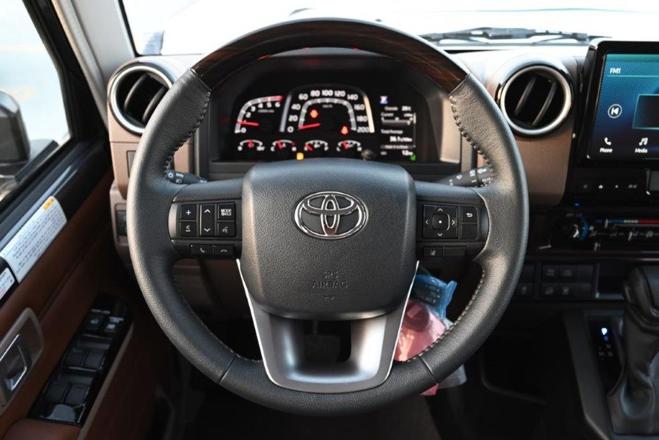 Toyota Land Cruiser 70 S-DLX 2.8L (5 Door) ONLY FOR EXPORT