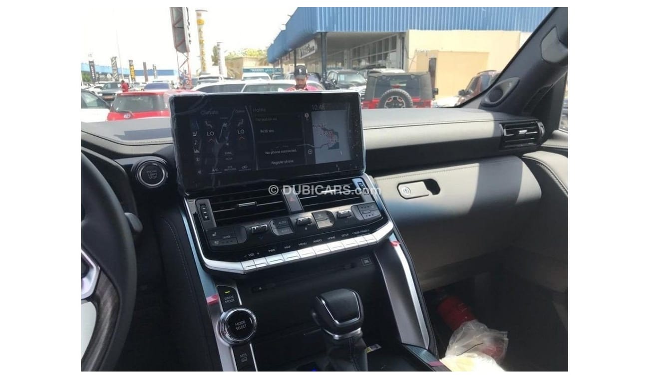 Toyota Land Cruiser LANDCRUISER V TWEN TURBO VXR 3.5 MODEL 2023 Al-Futtaim 4 Years Warranty