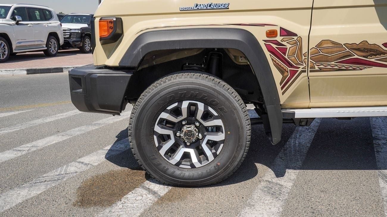 تويوتا لاند كروزر بيك آب Std 4.0L Single Cab Utility 4WD