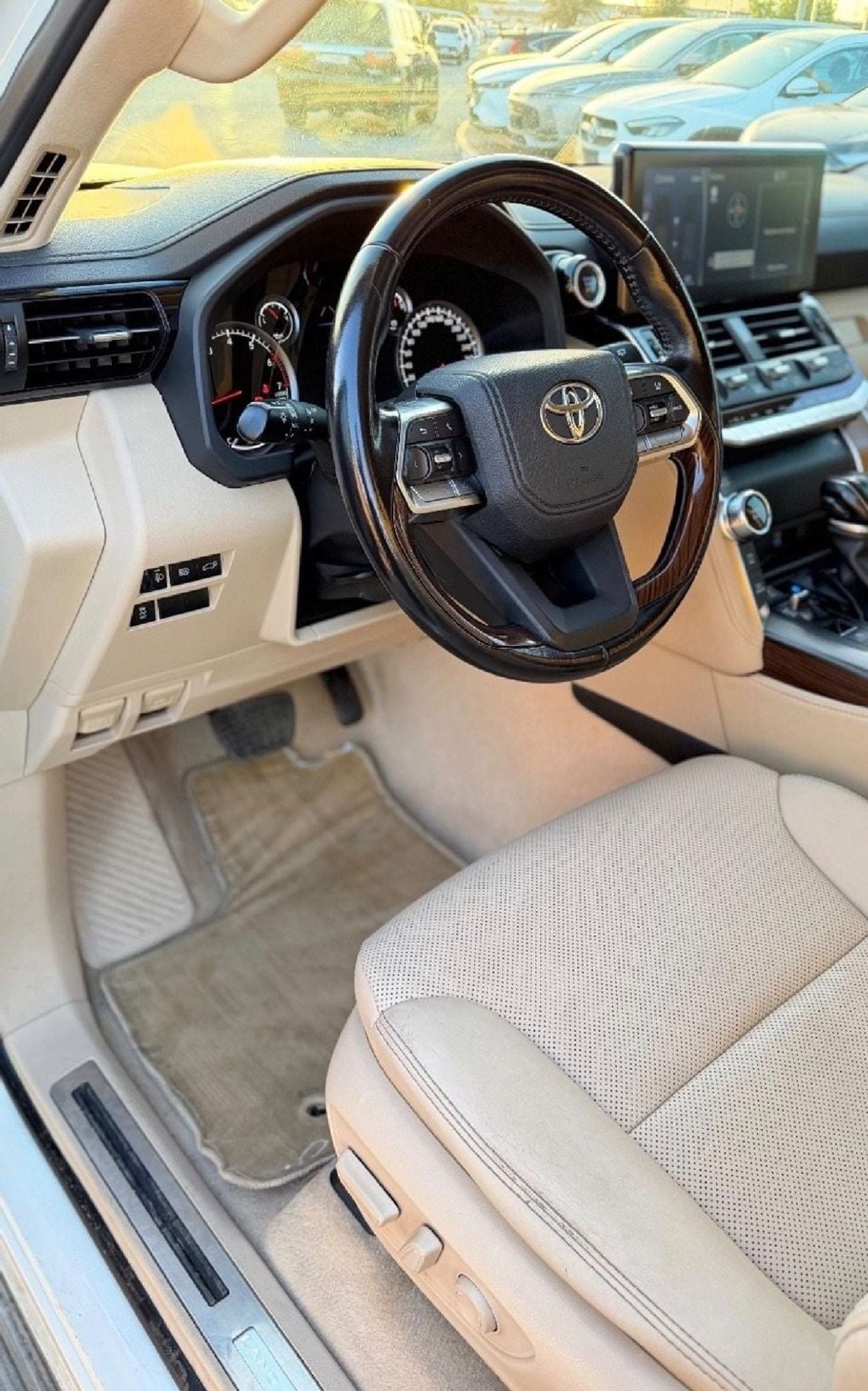 Toyota Land Cruiser GXR 2022 Model Twin Turbo 3.5L Engine GCC Specification Full Option