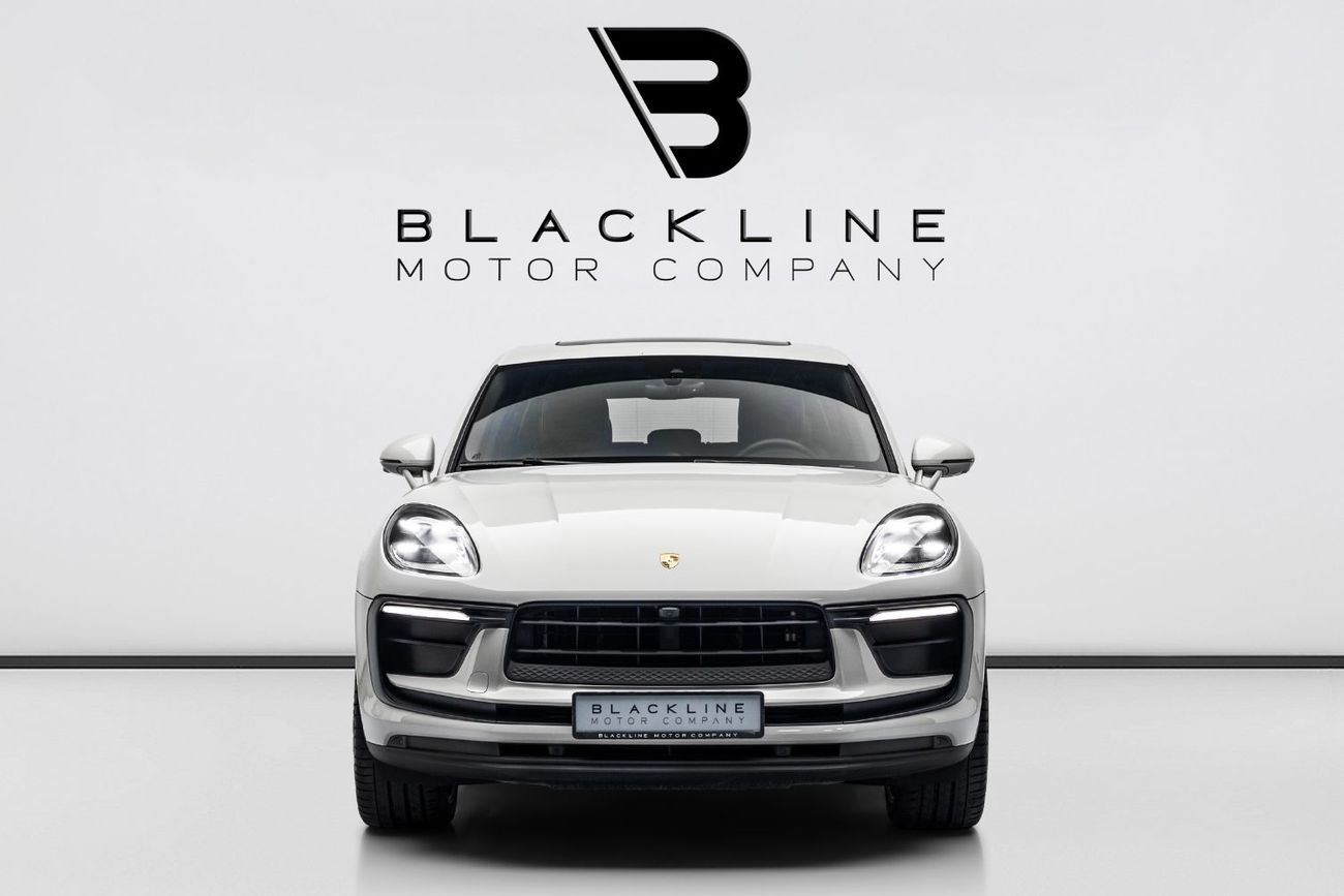 Porsche Macan Std 2.0L (252 HP) 2024 Porsche Macan, 2.0L TC I4, 4WD, 248 bhp, 7 Speed Automatic