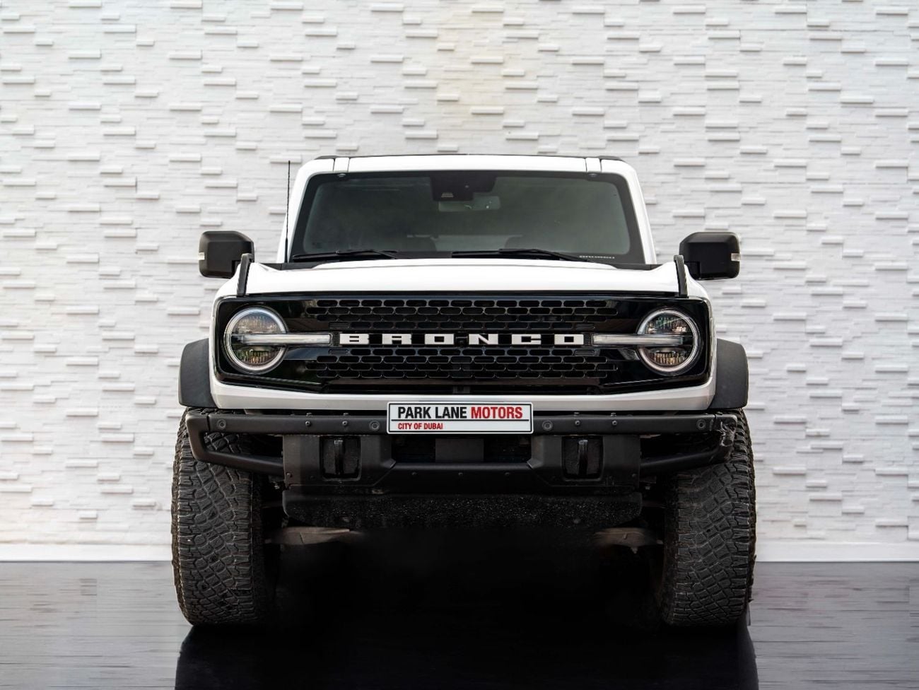 فورد برونكو Wildtrak 2.7L (4 Seater)