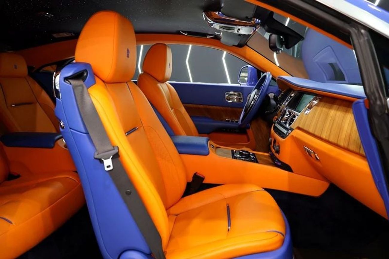 Rolls Royce Wraith STD 2016 Rolls-Royce Wraith, Canadel Wood Panelling, Starlights, Illuminated Spirit of Ecstasy, GCC!!