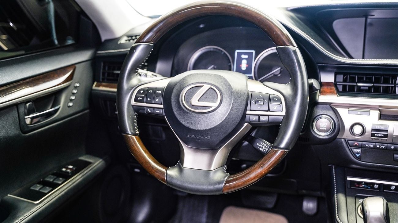 Lexus ES350 PLATINUM